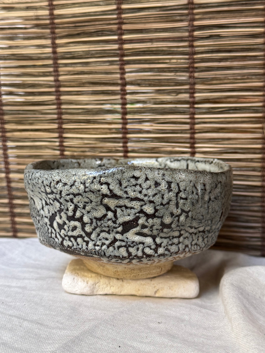 Oni-Hagi Chawan, Hand-Formed — White Crawl Glaze, Paper Box