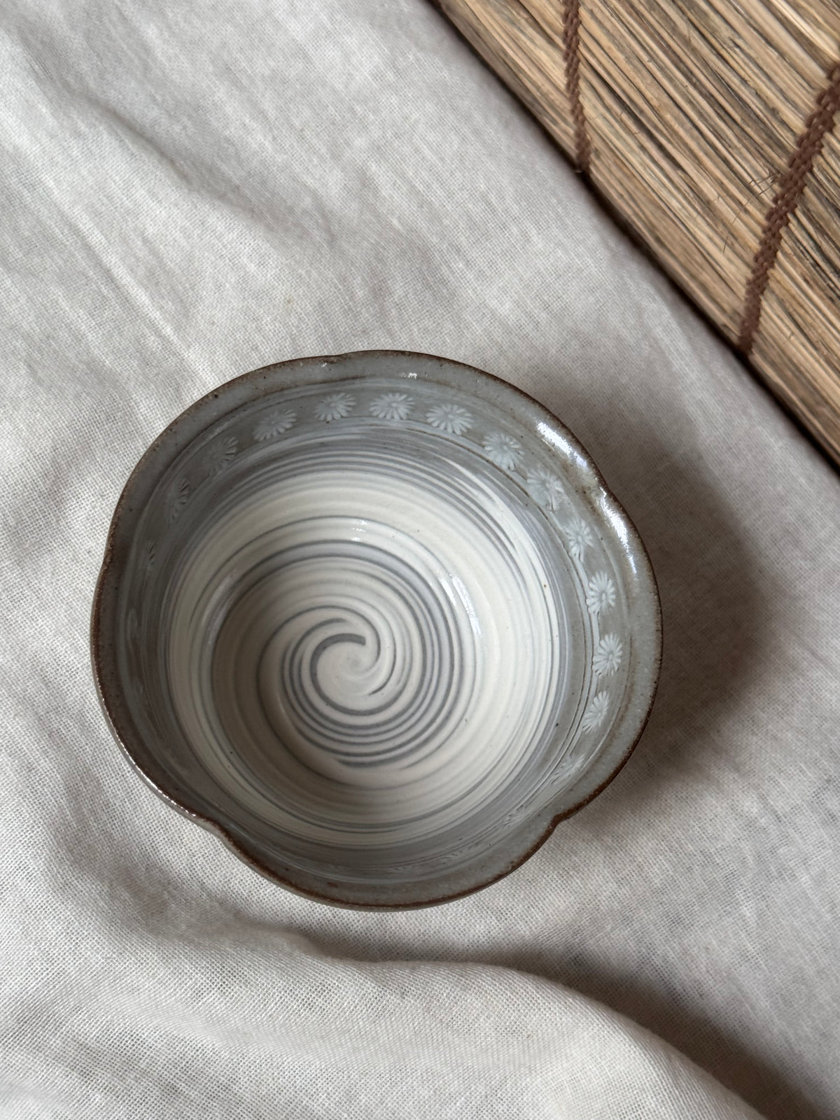 Mishima Stoneware Cup — Stamped Chrysanthemum Border, Spiral Combed Interior, Seal-Marked Base