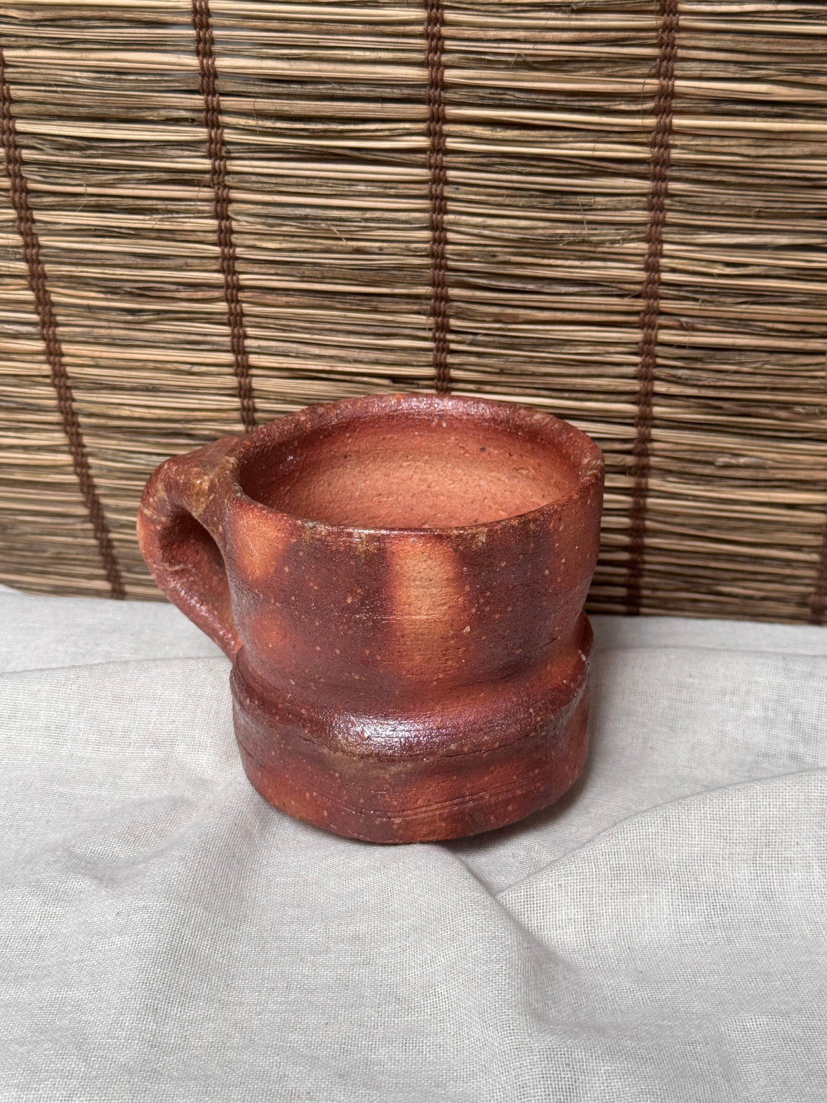 Bizen Ware Stoneware Mug — Unglazed Wood-Fired Body, Natural Ash Flashing
