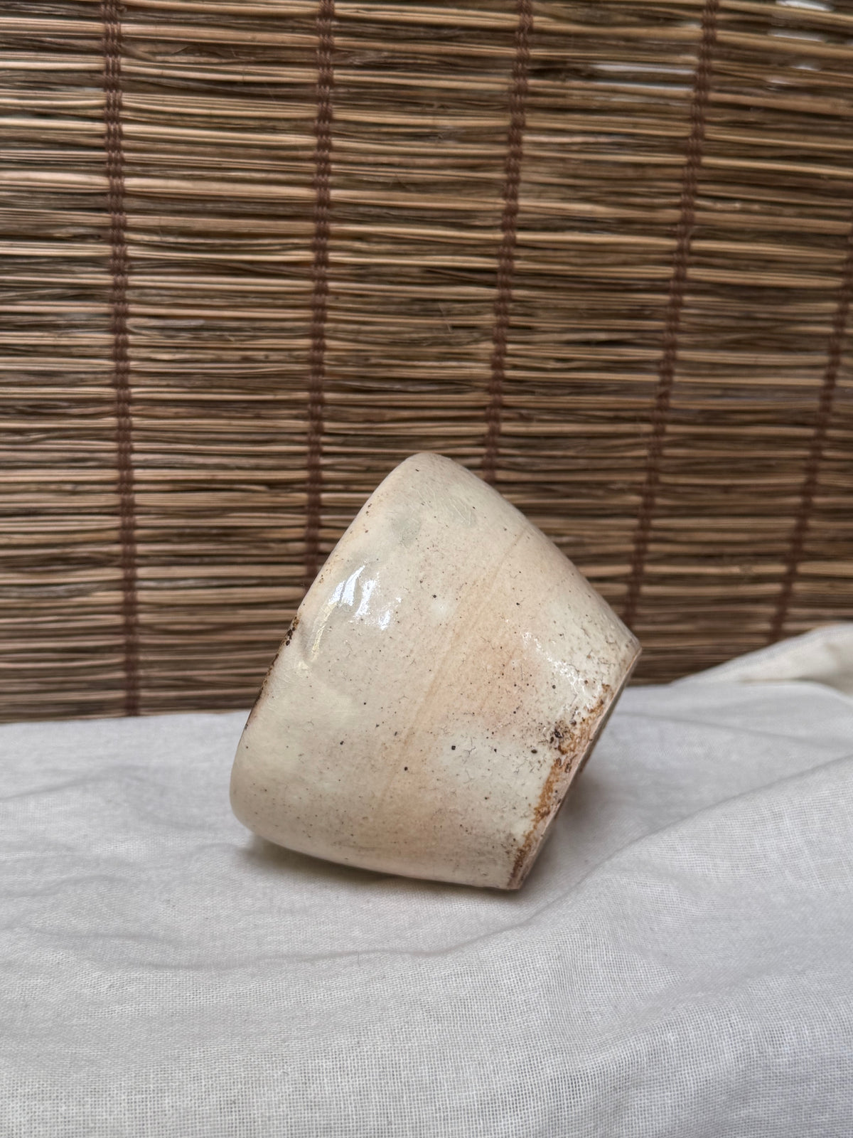 Ido-Style Chawan Cup — Cream Glaze, Spiraled Interior, Kairagi Foot Ring