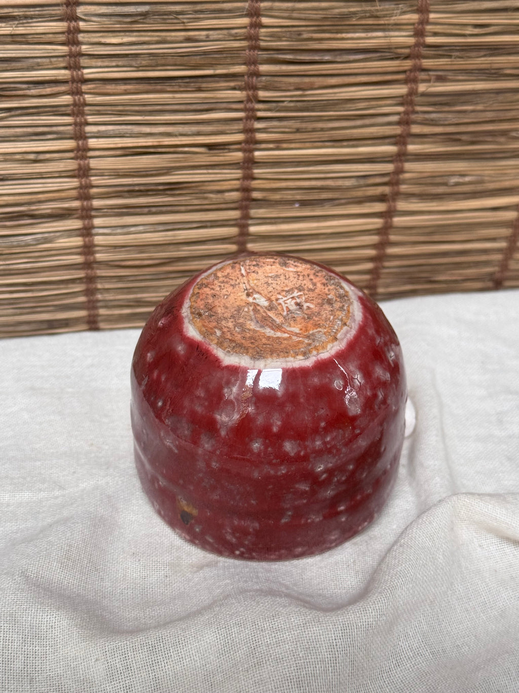 Copper-Red Glazed Studio Mug — Oxblood Drip Glaze, Crackle Interior