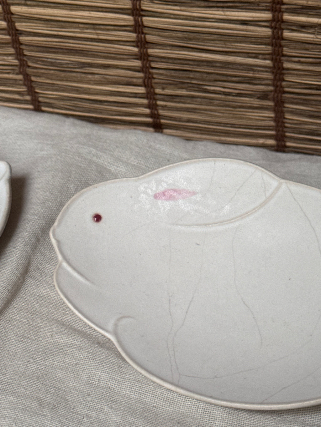 Tachikichi Rabbit-Shaped Plates, Single — White Crackle Glaze, Pink Ears