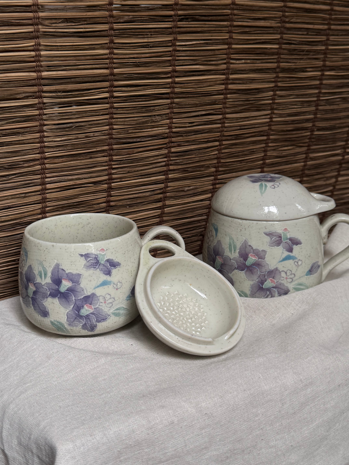 Maruhon Toki Chawanmushi Mug Set, Hand-Painted Violet Design, with Strainer Lids