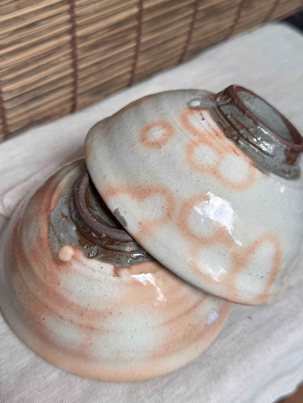 Hagi-yaki Rice Bowls, Pair — Kohiki-Style Rice Straw Ash Spots