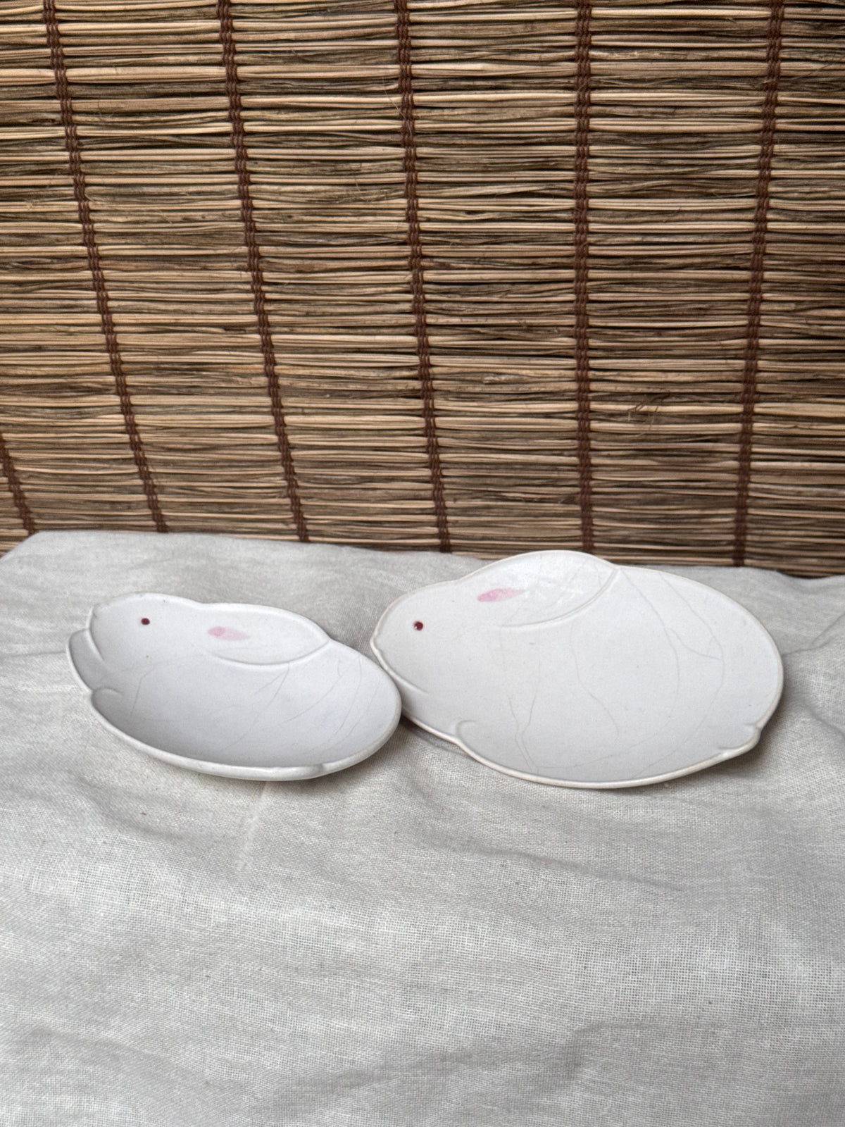 Tachikichi Rabbit-Shaped Plates, Single — White Crackle Glaze, Pink Ears