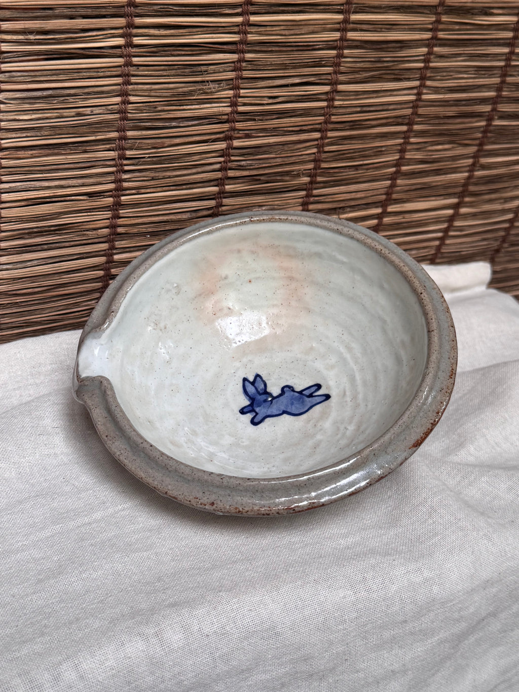 Hagi-Yaki Katakuchi Pouring Bowl - Pink Blossom Glaze