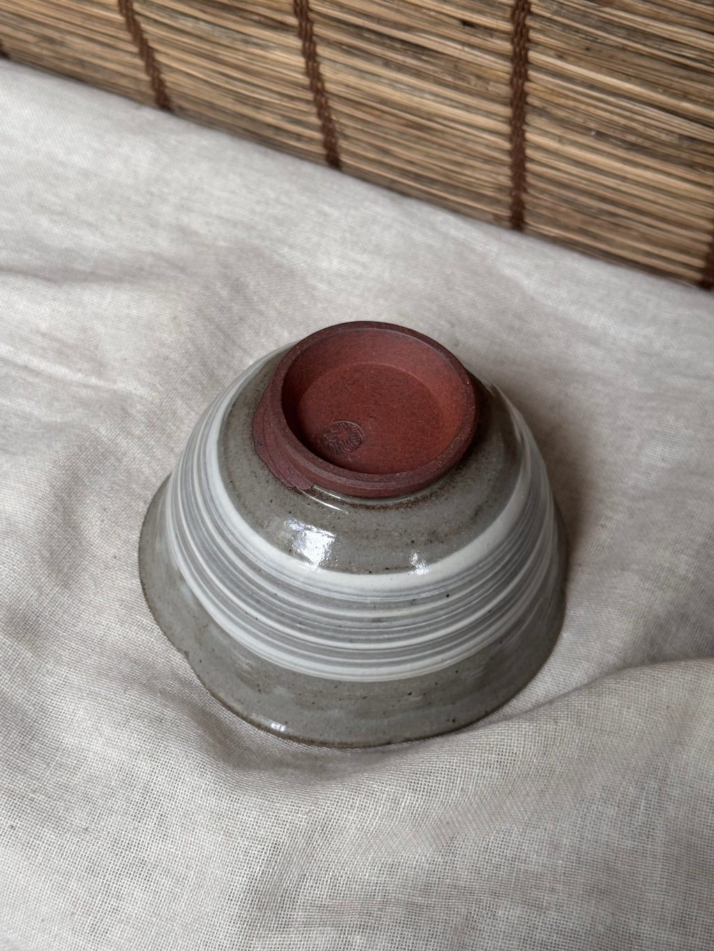 Mishima Stoneware Cup — Stamped Chrysanthemum Border, Spiral Combed Interior, Seal-Marked Base