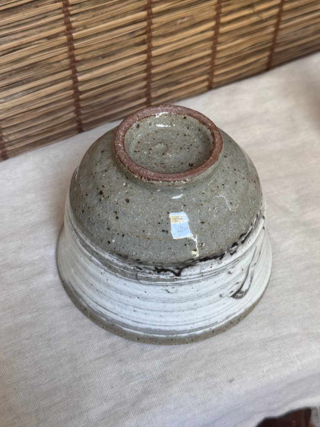 Karatsu Ware Zodiac Tea Bowl (Eto Chawan), Year of the Sheep 2027 — Hakeme Brushed Slip, Iron-Painted Sheep, Wooden Box