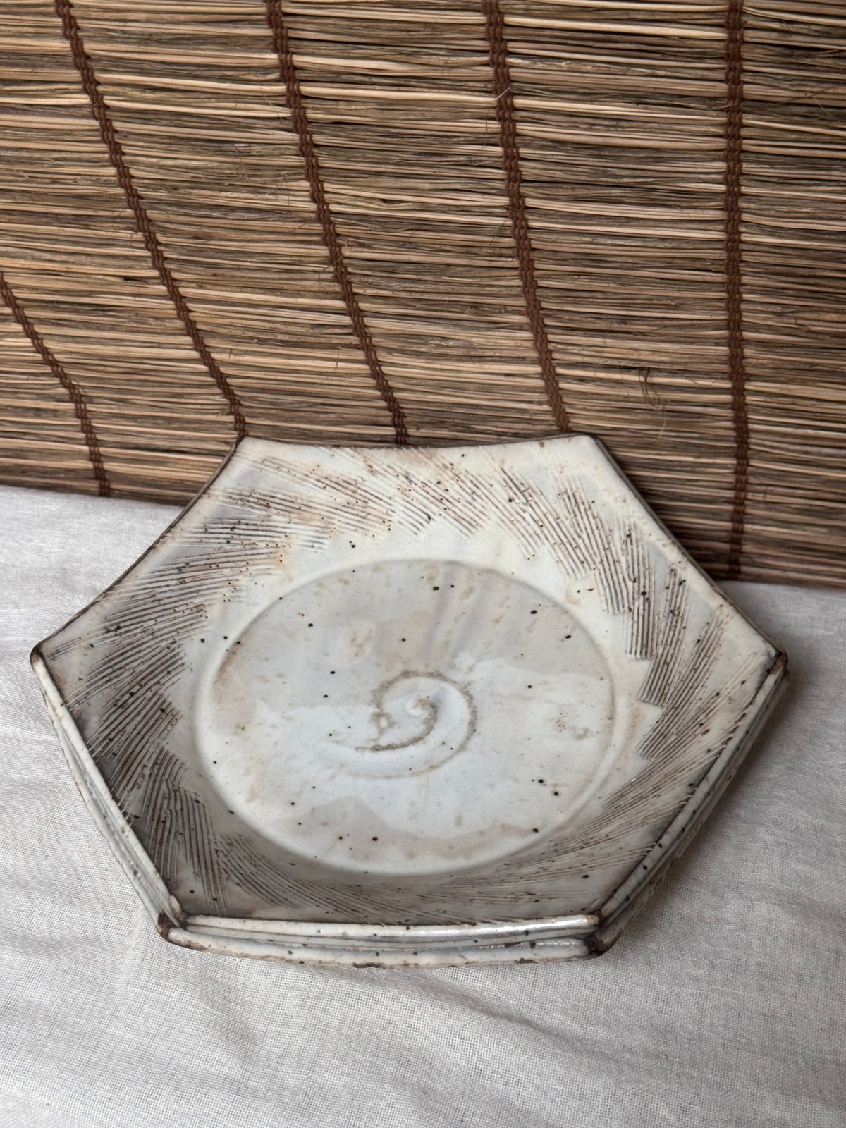 Hexagonal Studio Clip Sunburst Dishes, Pair — Combed Radiating Lines, Spiral Center, Speckled White Glaze