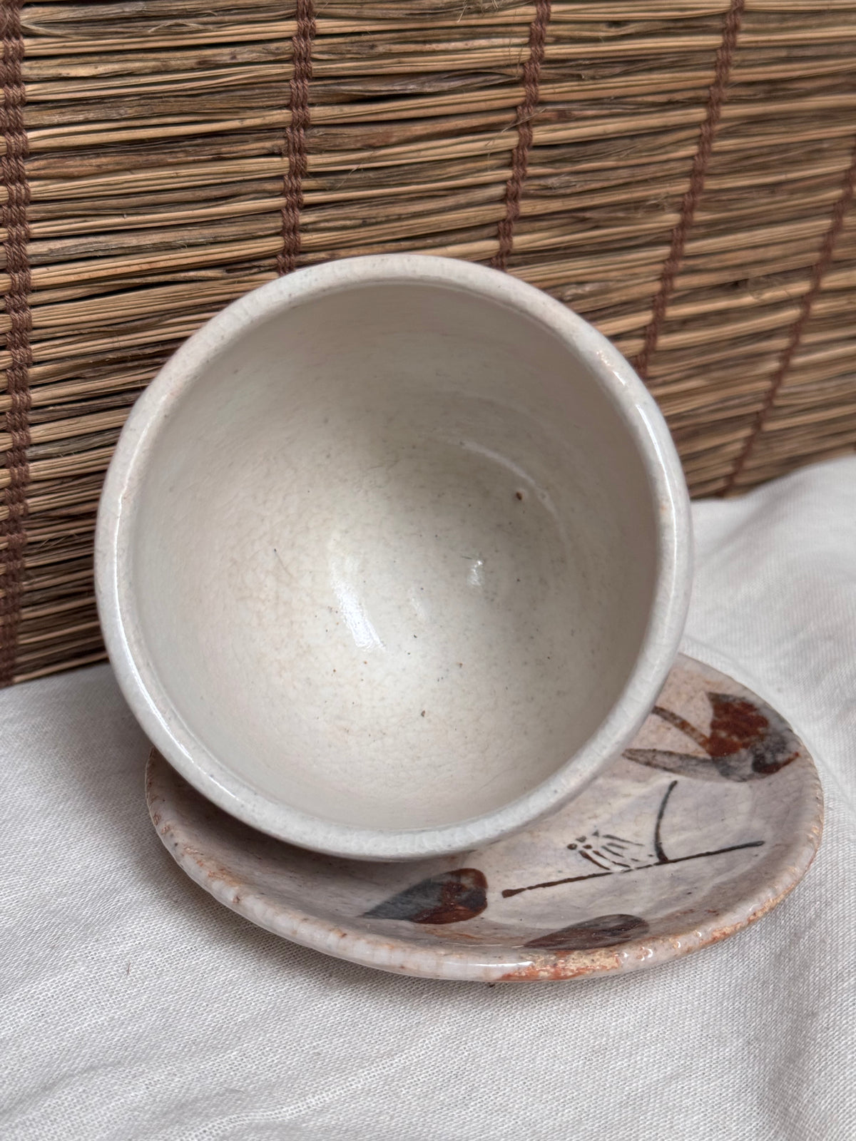 Kutani-Style Hand-Painted Camellia Teacup and Saucer Set, Crackle Glaze
