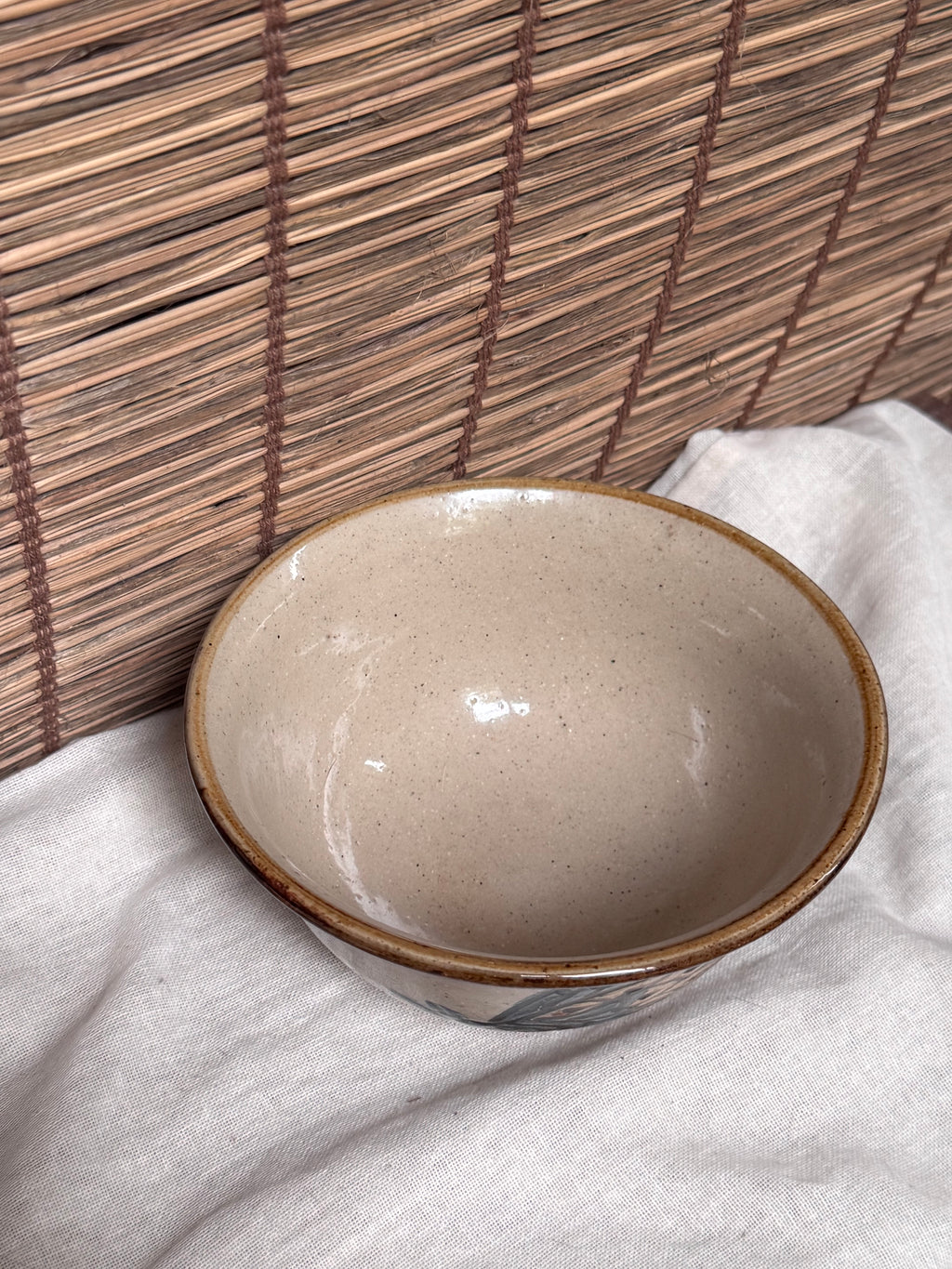 Tsuboya Ryukyu Chawan - Hand-Painted Fish Motif Tea Bowl, Okinawan Pottery
