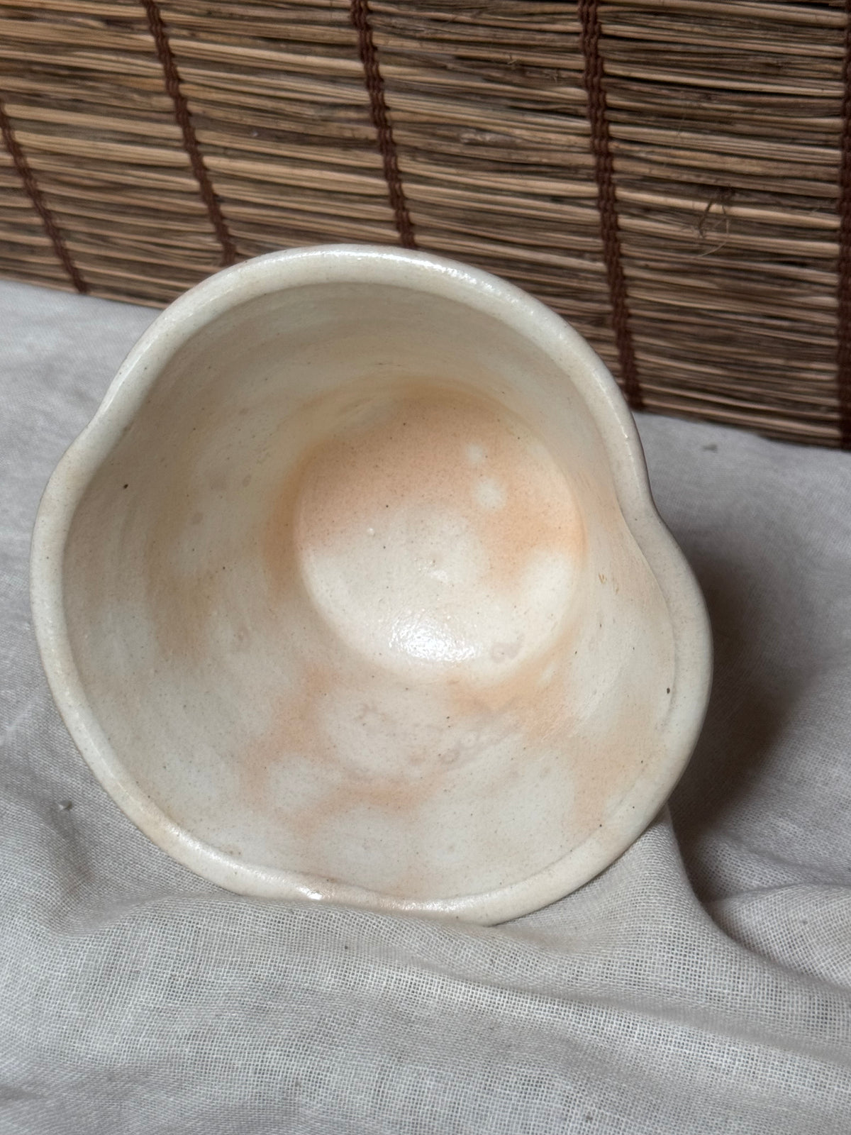 Hagi Ware Trumpet Cup — Wave-Rim Form, Ivory Glaze with Iron Blush