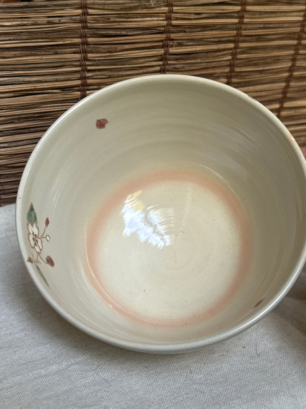 Kiyomizu Kyo-yaki Zenho Matcha Chawan — Hand-Painted Dropping Cherry Blossom, Original Box