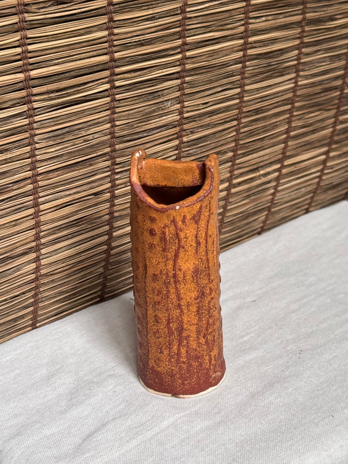Japanese Gourd-Shaped Vase Wood-Textured Rust Glaze