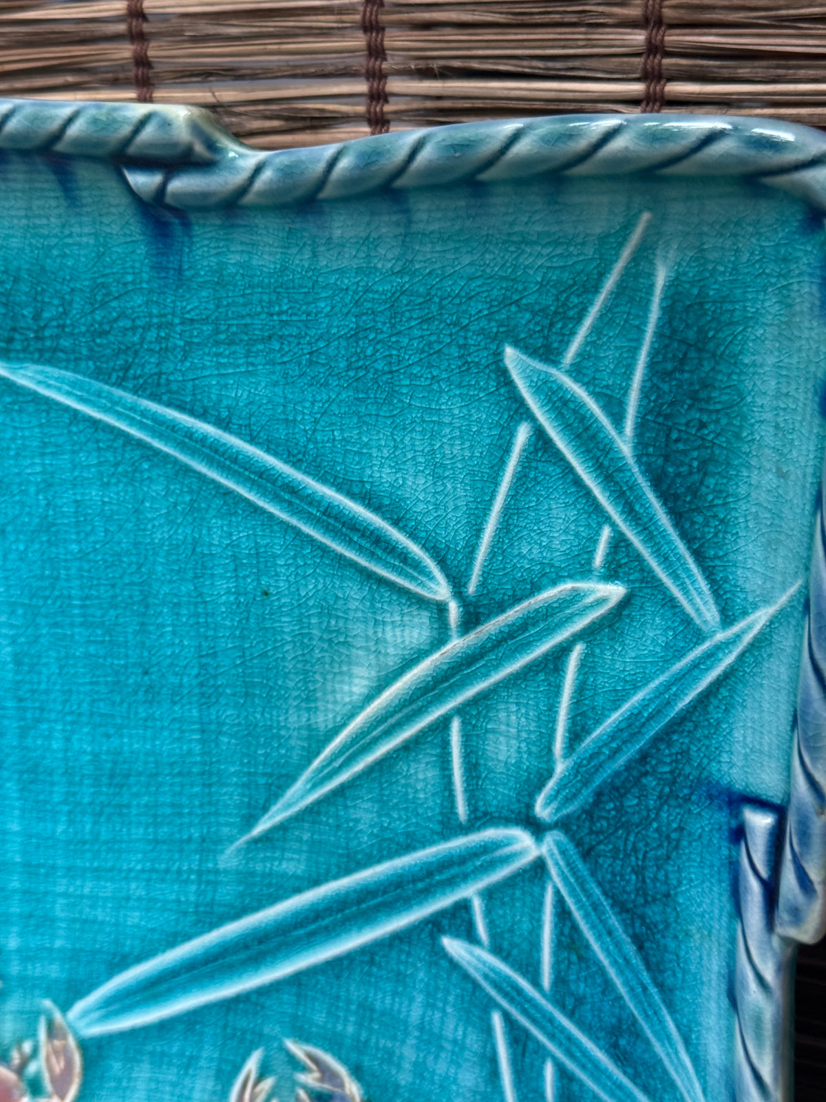 Turquoise Crackle-Glaze Serving Tray — Carved Bamboo & Crab Motif, Rope-Twist Rim
