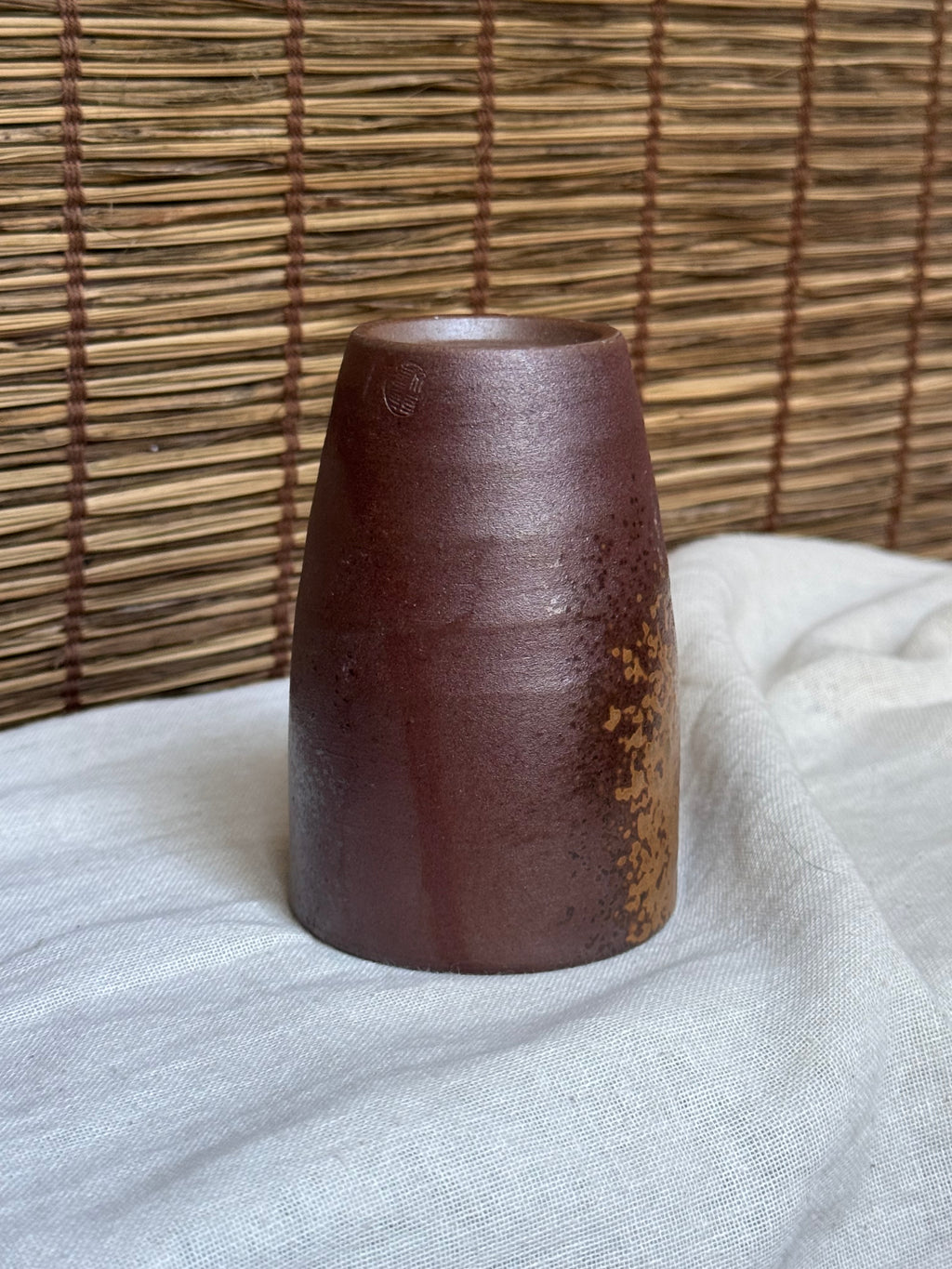 Bizen-yaki by Kimura Tōhō Yunomi Teacup — Natural Goma Ash Glaze