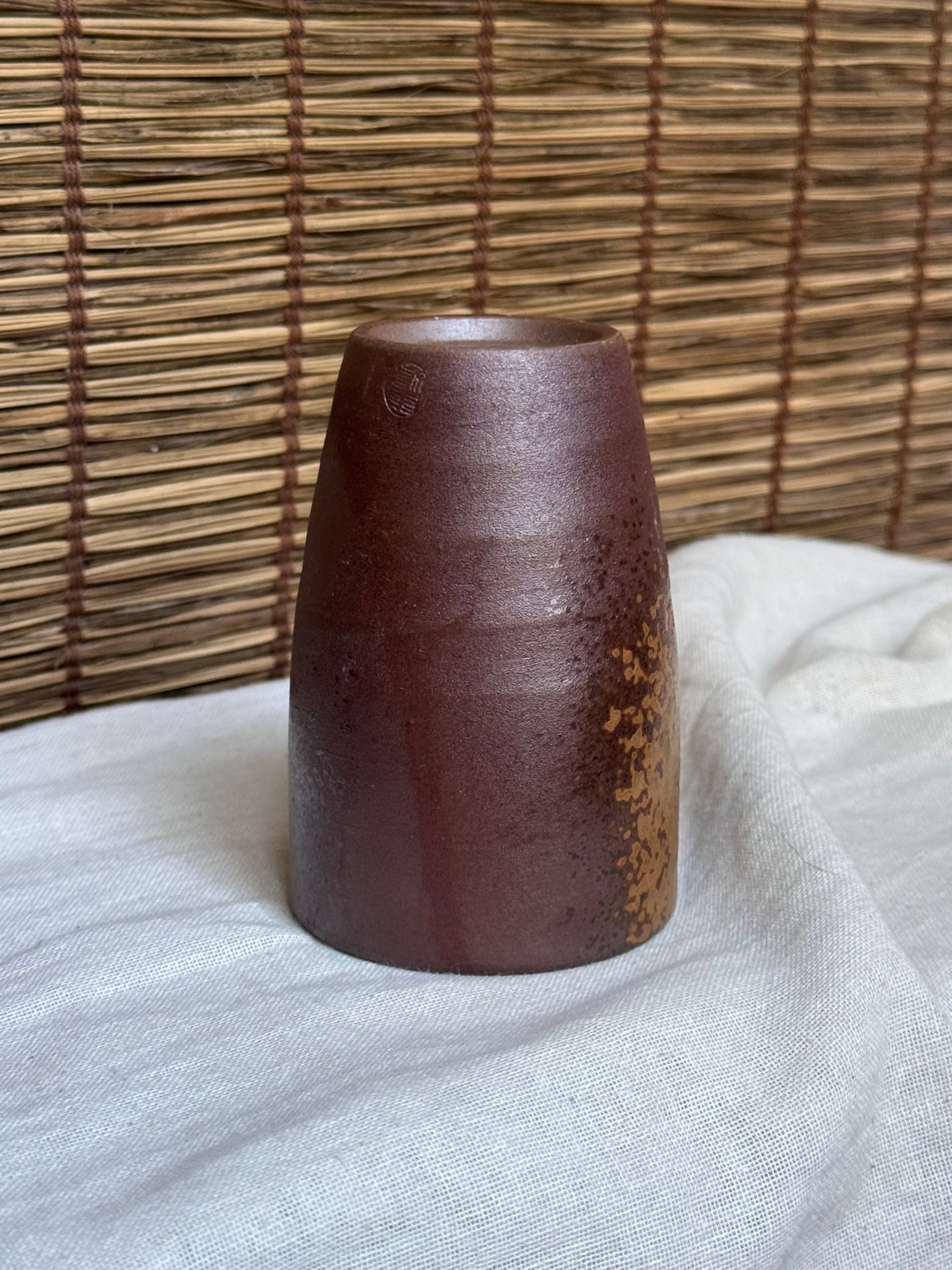 Bizen-yaki by Kimura Tōhō Yunomi Teacup — Natural Goma Ash Glaze