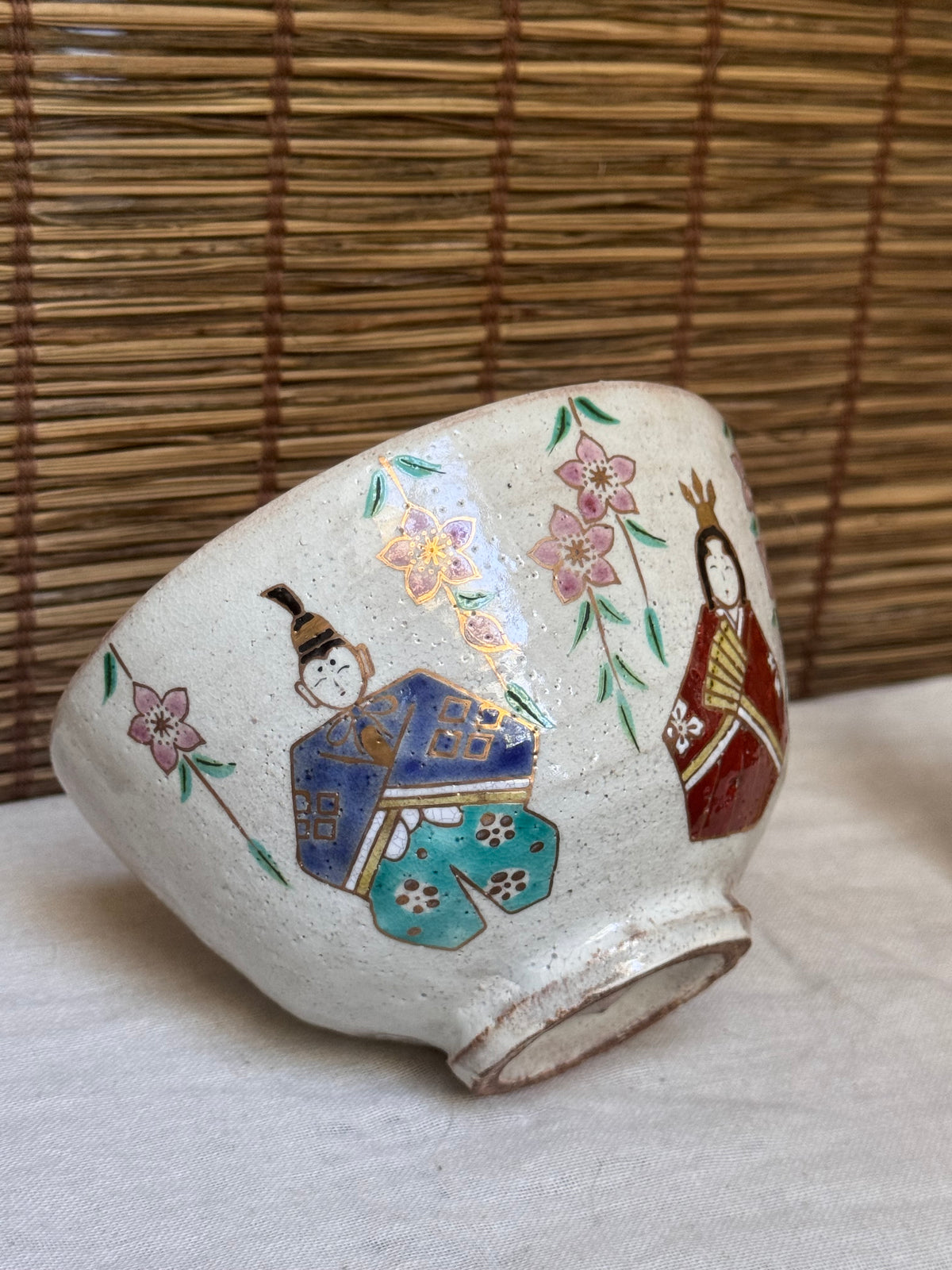 Seasonal Chawan Tea Bowl for Hinamatsuri — Emperor and Empress Dolls with Peach Blossoms, Enamel and Gold