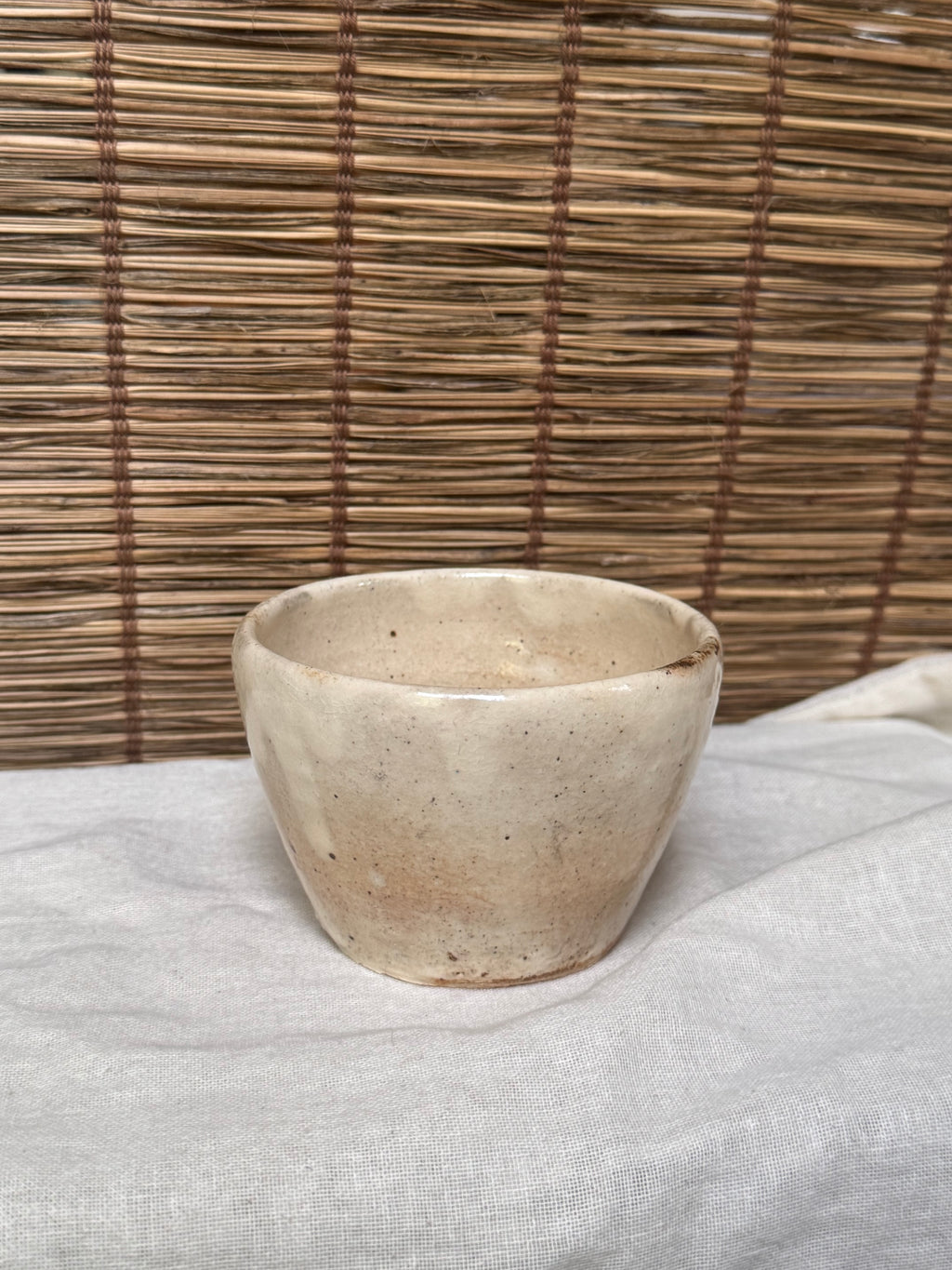 Ido-Style Chawan Cup — Cream Glaze, Spiraled Interior, Kairagi Foot Ring