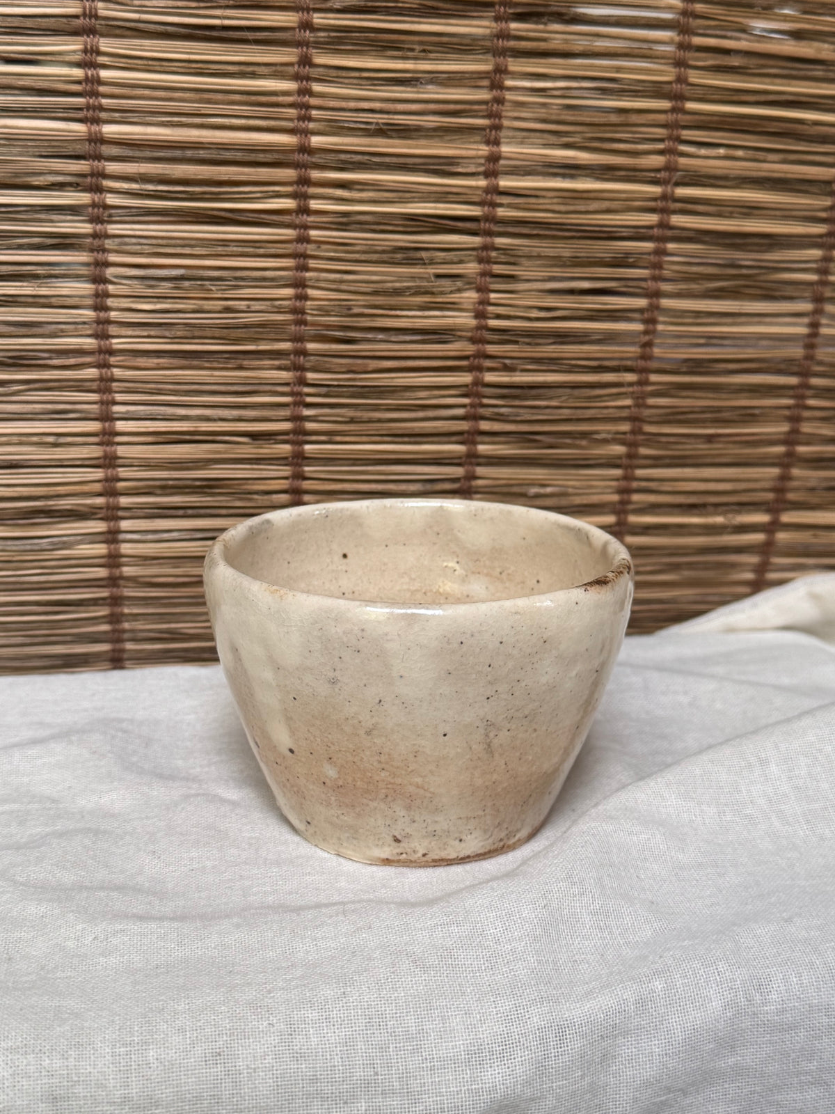 Ido-Style Chawan Cup — Cream Glaze, Spiraled Interior, Kairagi Foot Ring