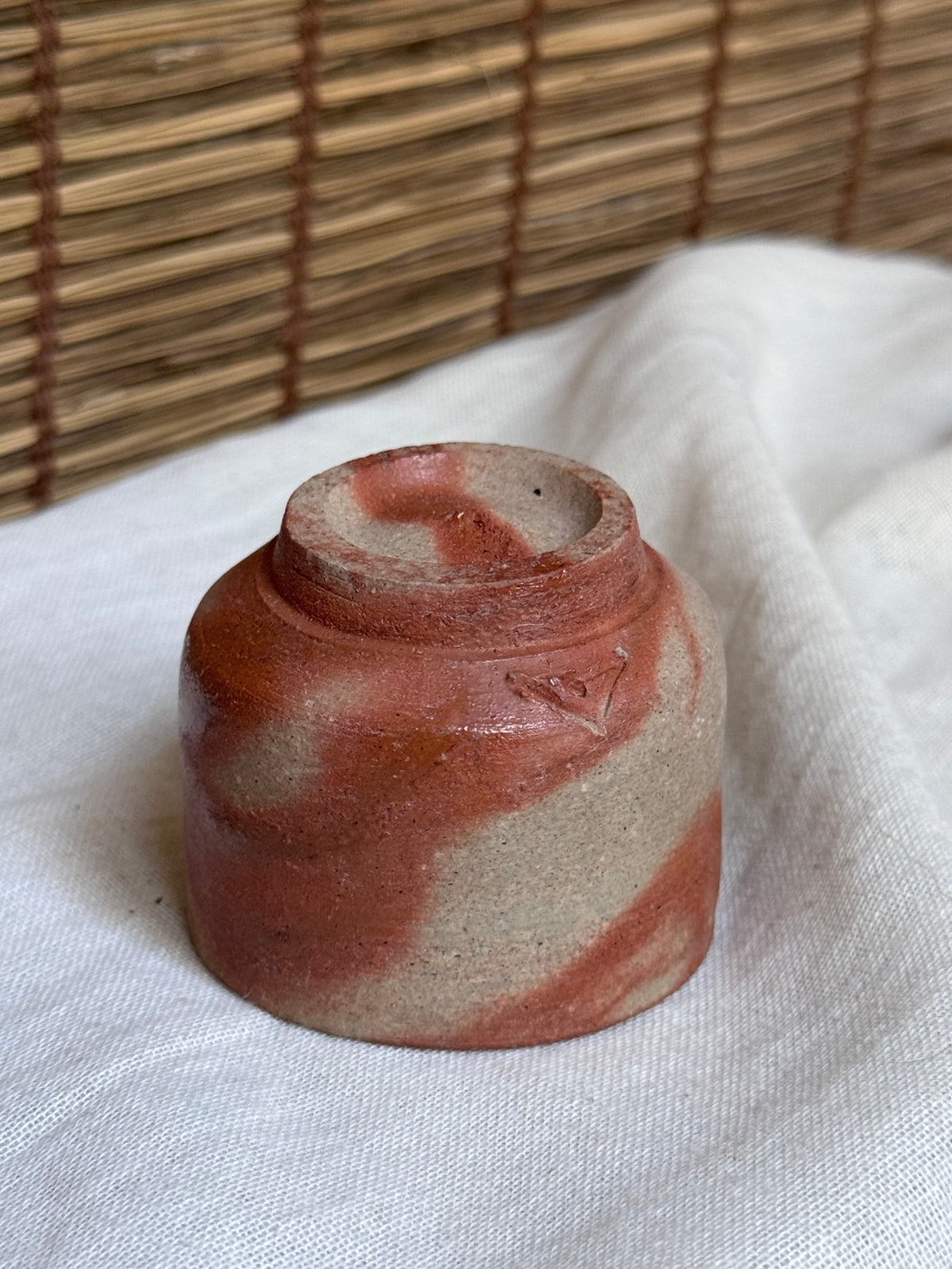 Bizen-Style by Kataoka Seikan Wood-Fired Sake Cup — Hidasuki Fire Markings