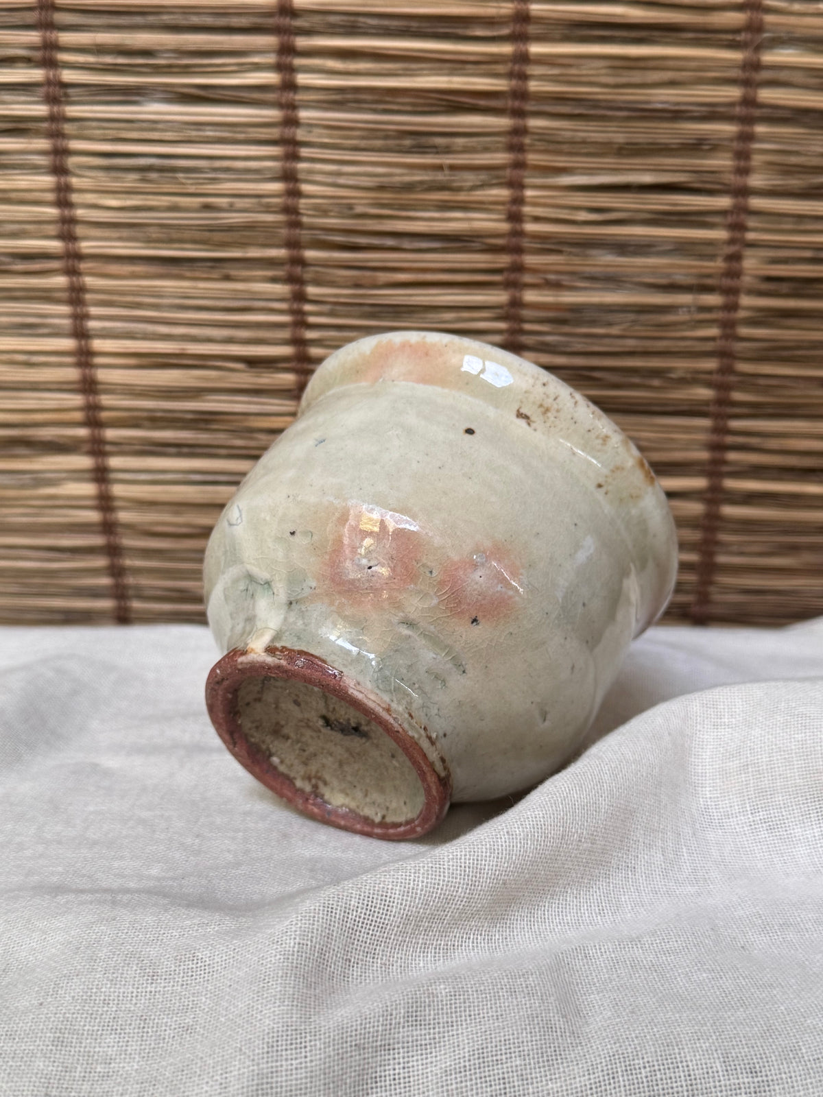 Chosen-Karatsu Style Yunomi Cup — Rolled Rim, Blushed Celadon Glaze