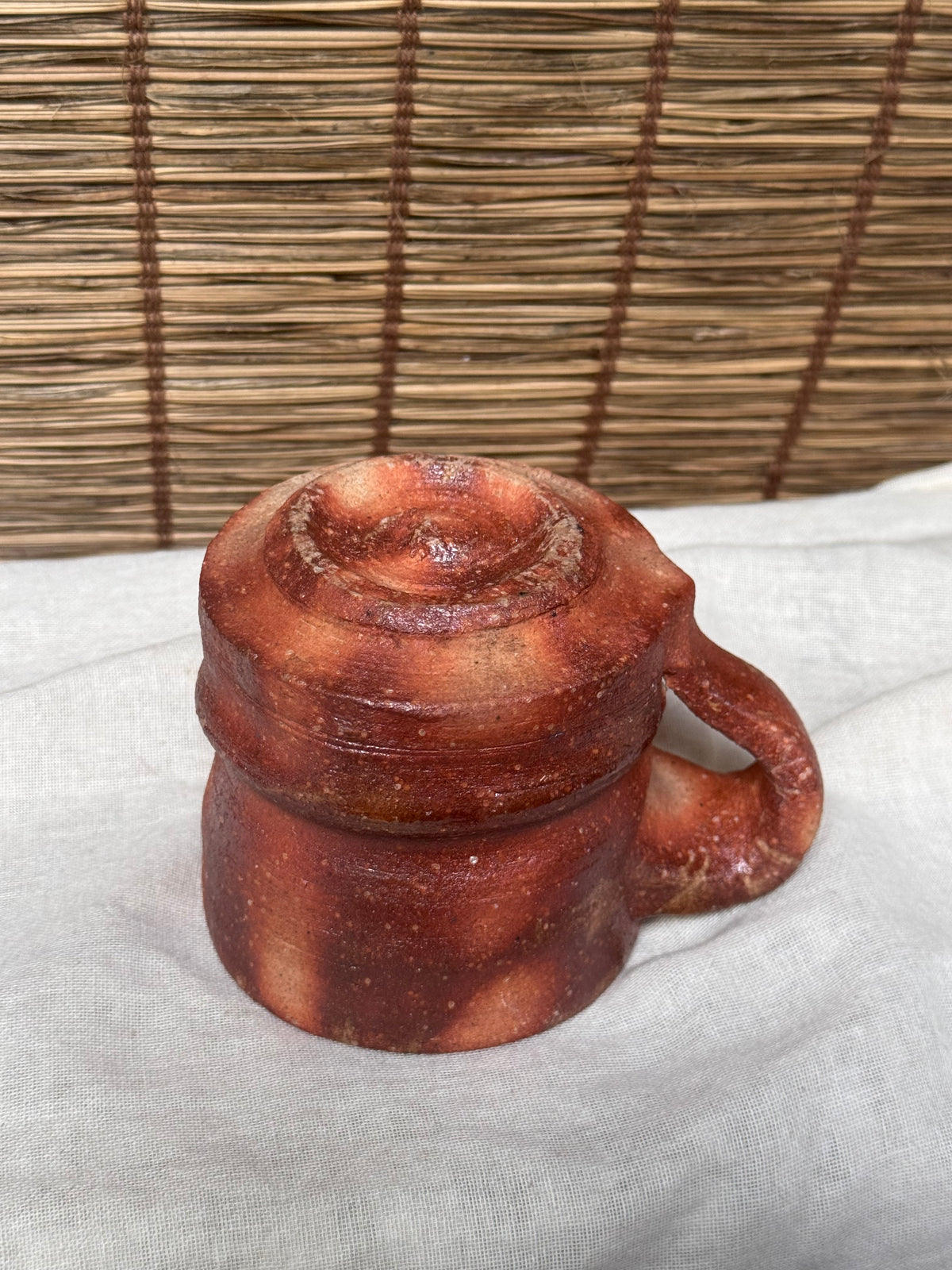 Bizen Ware Stoneware Mug — Unglazed Wood-Fired Body, Natural Ash Flashing