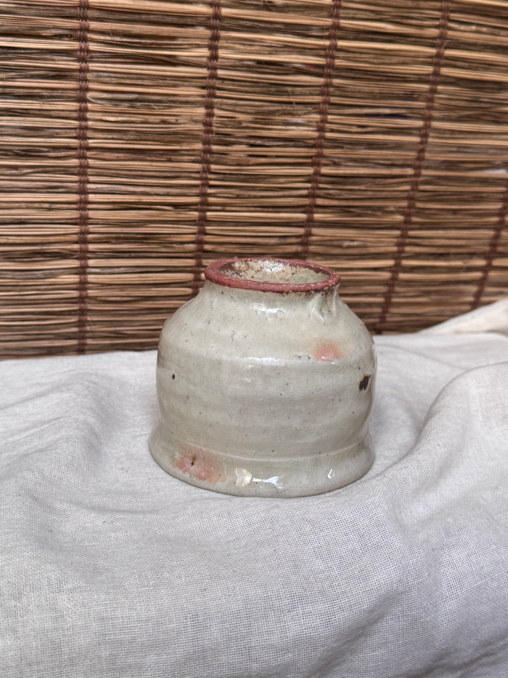 Chosen-Karatsu Style Yunomi Cup — Rolled Rim, Blushed Celadon Glaze