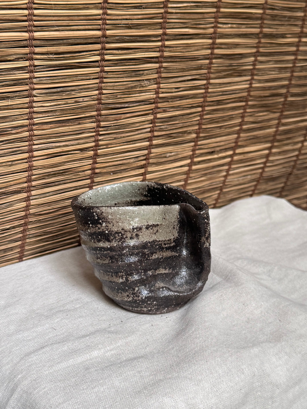 Shigaraki-Yaki Wood-Fired Yunomi Cup, Wave-Cut Rim, Natural Ash Glaze