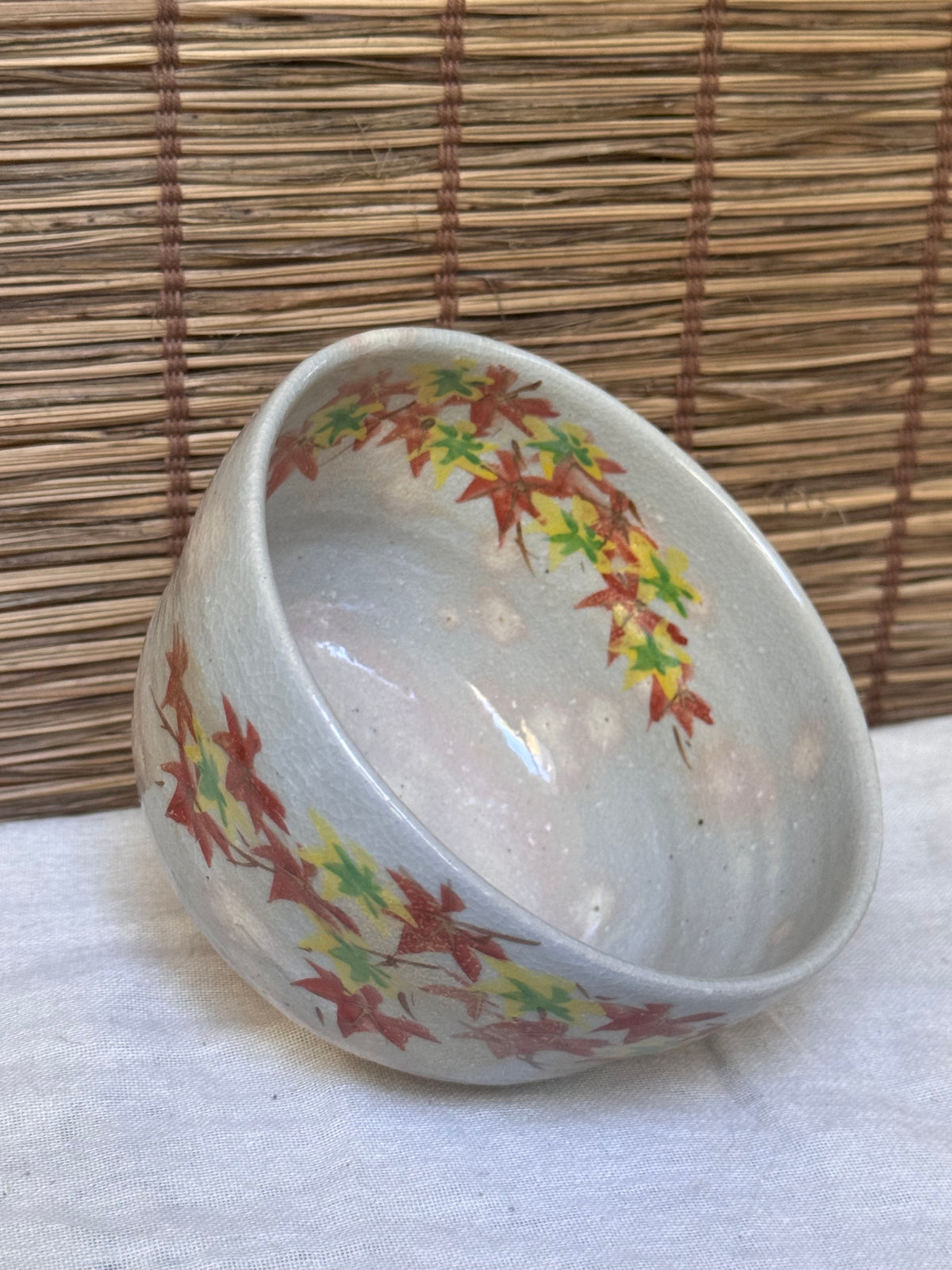 Hagi Ware Matcha Bowl (Chawan) — Momiji Maple Leaves, Gold Accents, Crackle Glaze