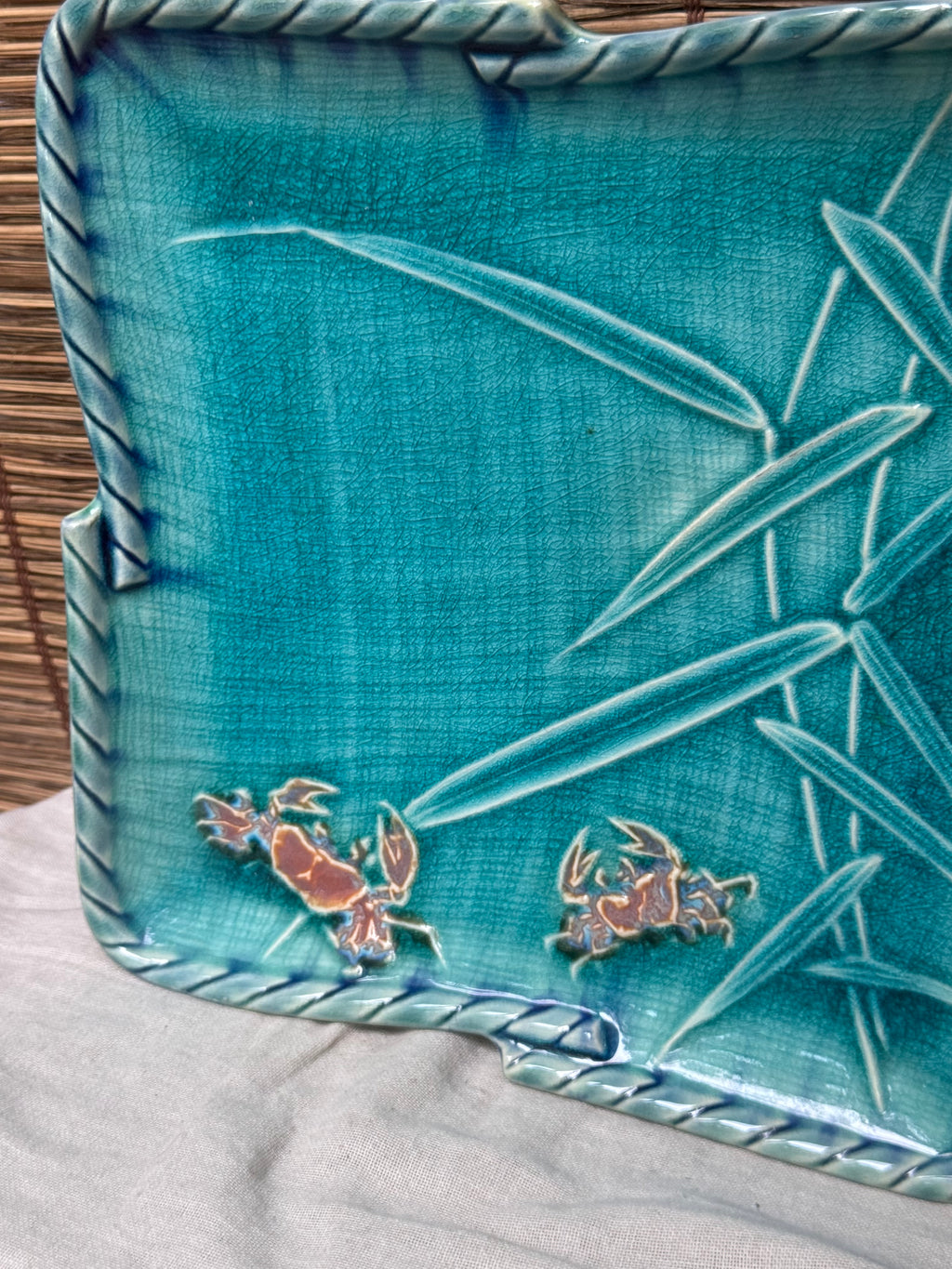 Turquoise Crackle-Glaze Serving Tray — Carved Bamboo & Crab Motif, Rope-Twist Rim