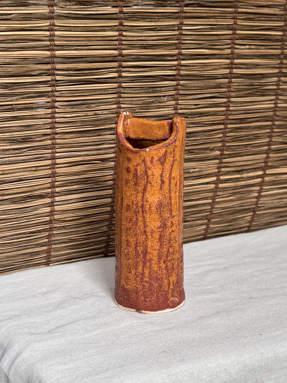 Japanese Gourd-Shaped Vase Wood-Textured Rust Glaze
