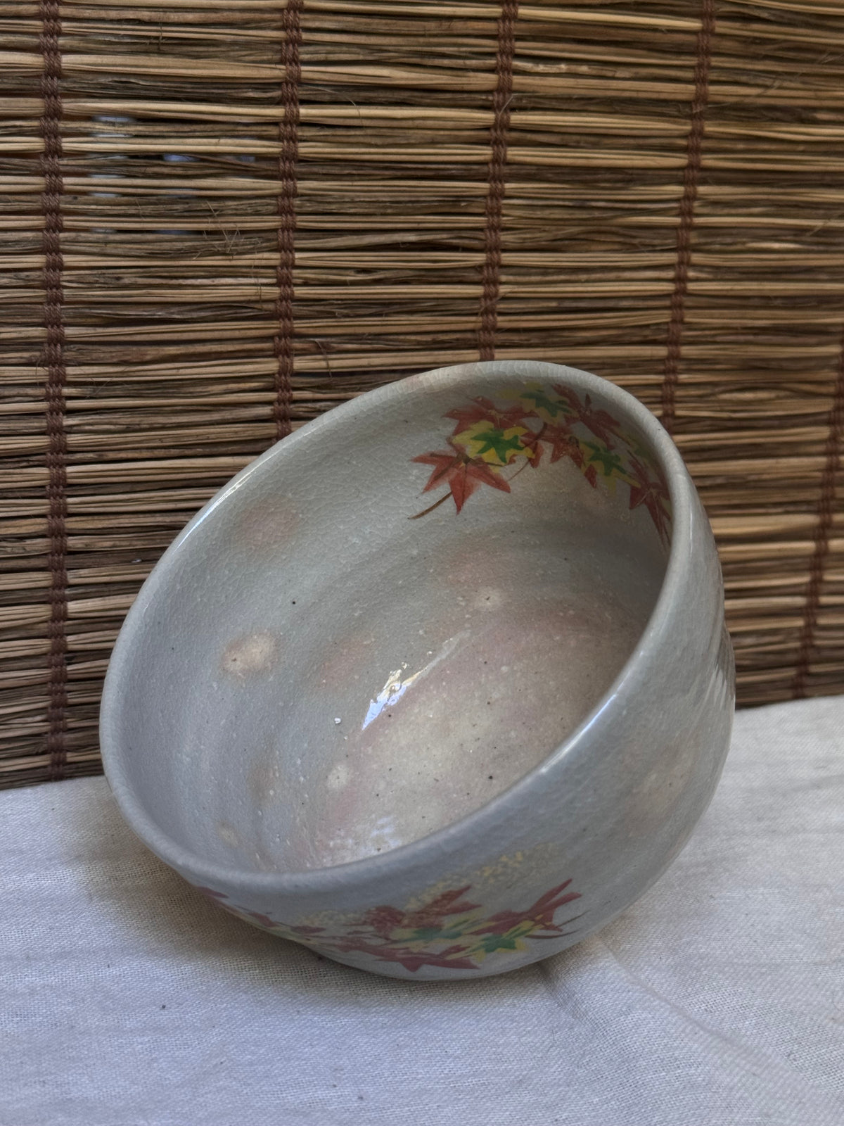 Hagi Ware Matcha Bowl (Chawan) — Momiji Maple Leaves, Gold Accents, Crackle Glaze