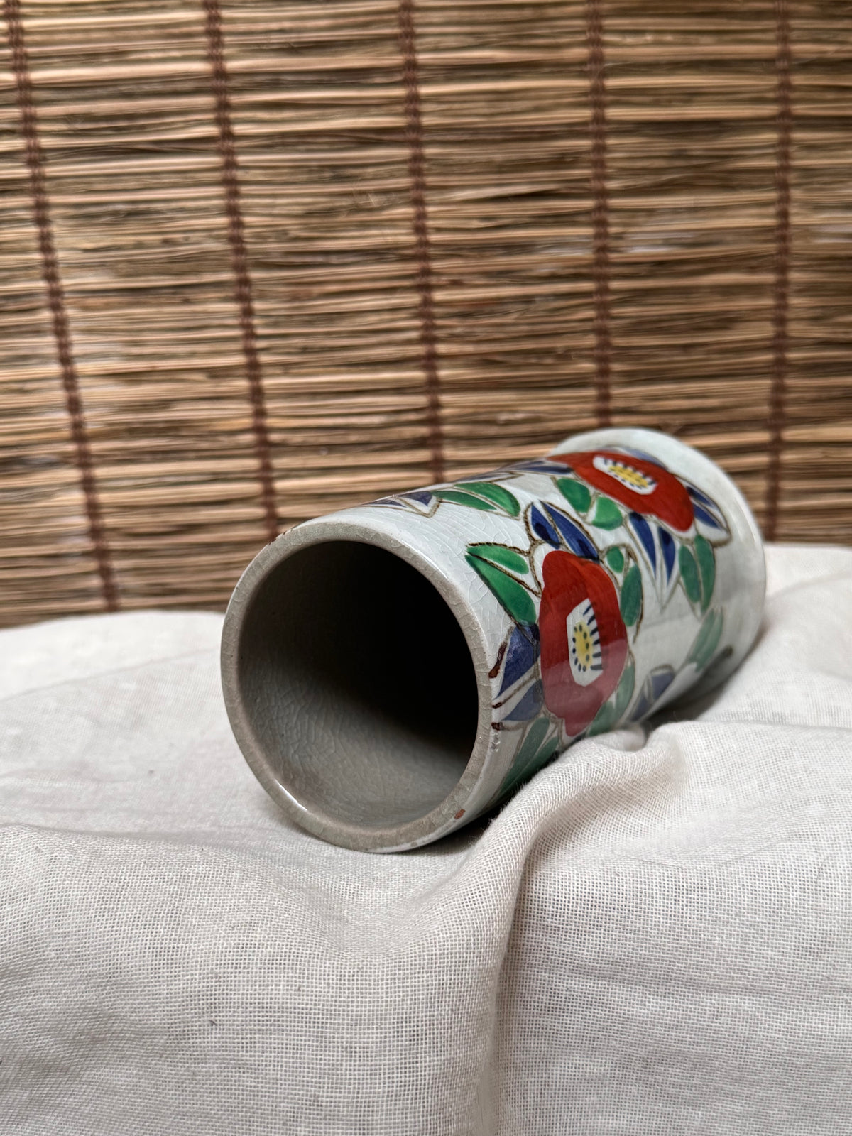 Mino Ware Crackle Glaze Camellia Vase, Hand-Painted Kannyu Ceramic Cylinder