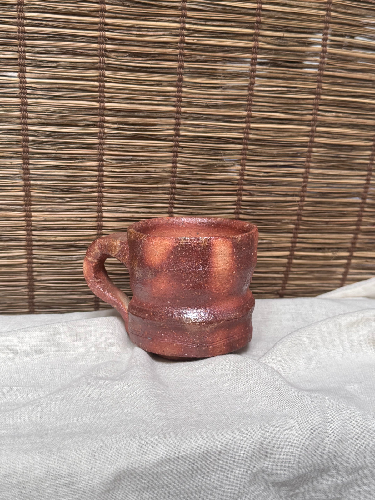 Bizen Ware Stoneware Mug — Unglazed Wood-Fired Body, Natural Ash Flashing