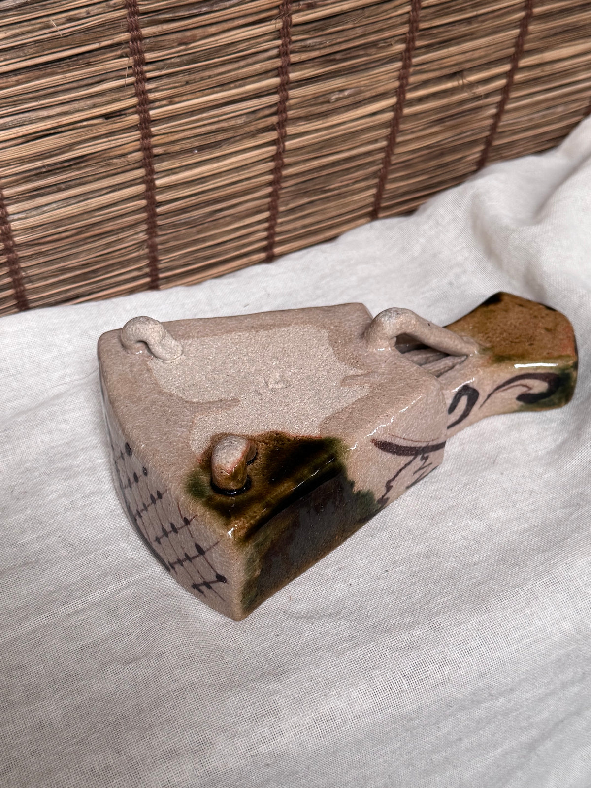 Oribe Ware Fan-Shaped Footed Dish - Hand-Painted Net & Insect Motif, Sculptural Handle