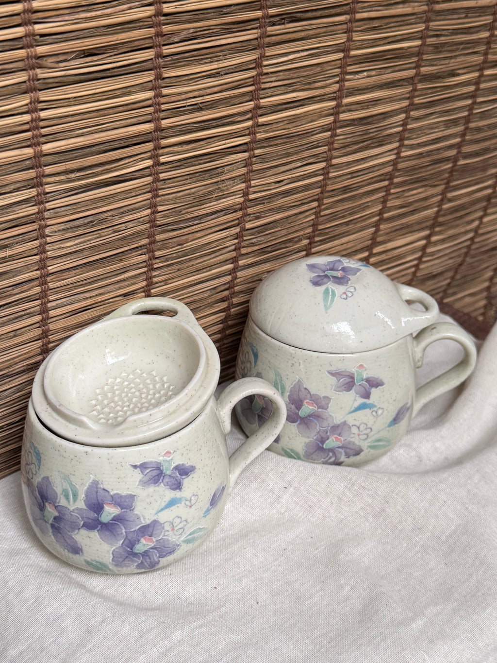 Maruhon Toki Chawanmushi Mug Set, Hand-Painted Violet Design, with Strainer Lids