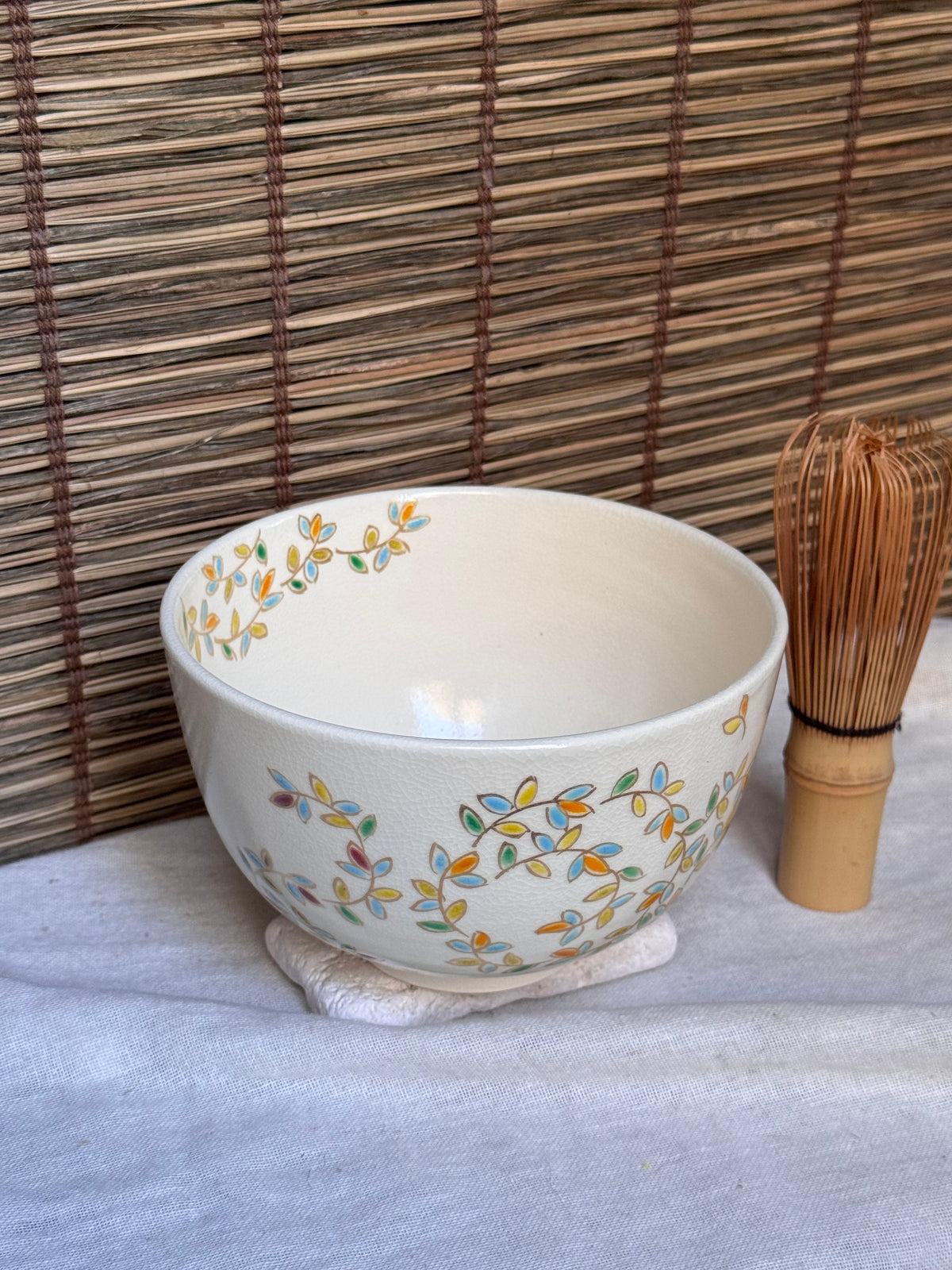 Kyoto Ware Matcha Bowl (Chawan) — Rainbow Leaf Scrolls, Gold Outlines, Signed, with Box