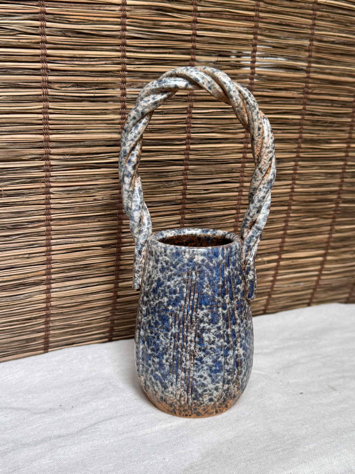 Kasama-yaki Vase, Basket-Style Twisted Handle, Blue Speckled Glaze