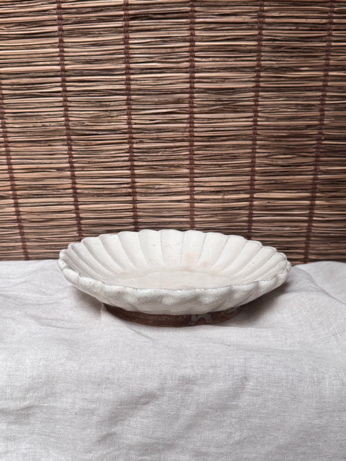 Fluted Chrysanthemum Dish — White Monochrome Glaze, Ribbed Petal Rim, Raised Glazed Footring