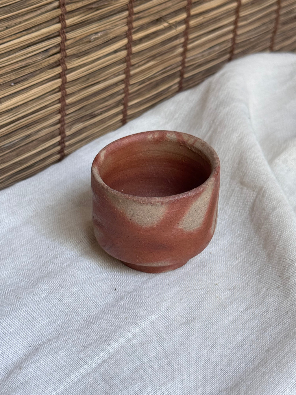 Bizen-Style by Kataoka Seikan Wood-Fired Sake Cup — Hidasuki Fire Markings
