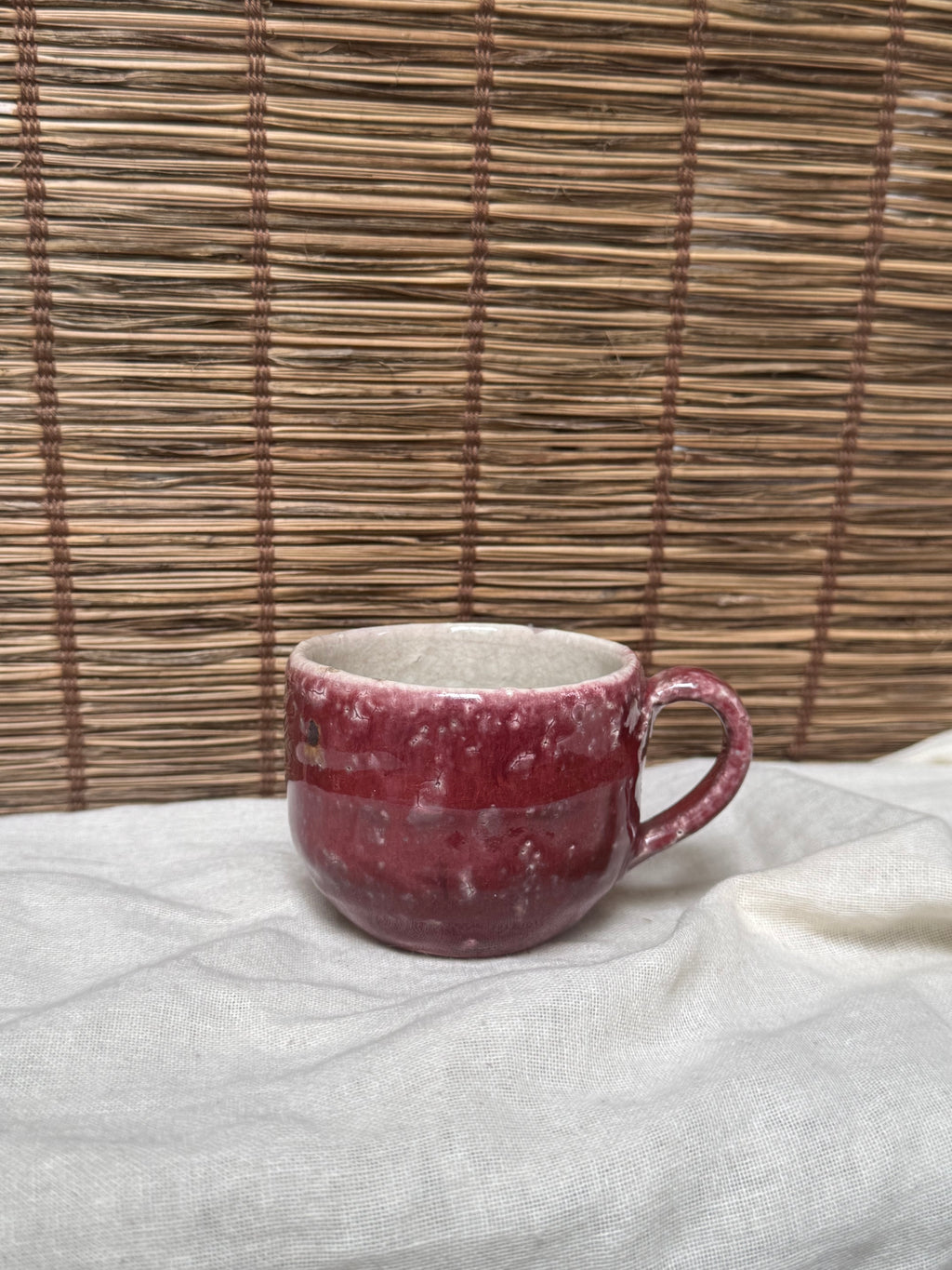 Copper-Red Glazed Studio Mug — Oxblood Drip Glaze, Crackle Interior