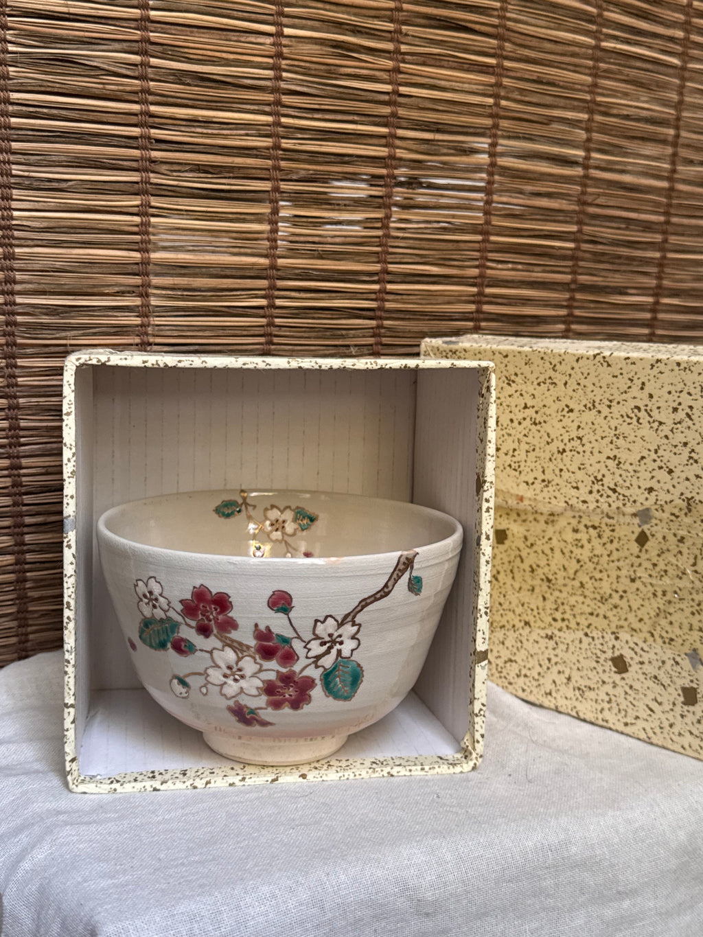 Kiyomizu Kyo-yaki Zenho Matcha Chawan — Hand-Painted Dropping Cherry Blossom, Original Box