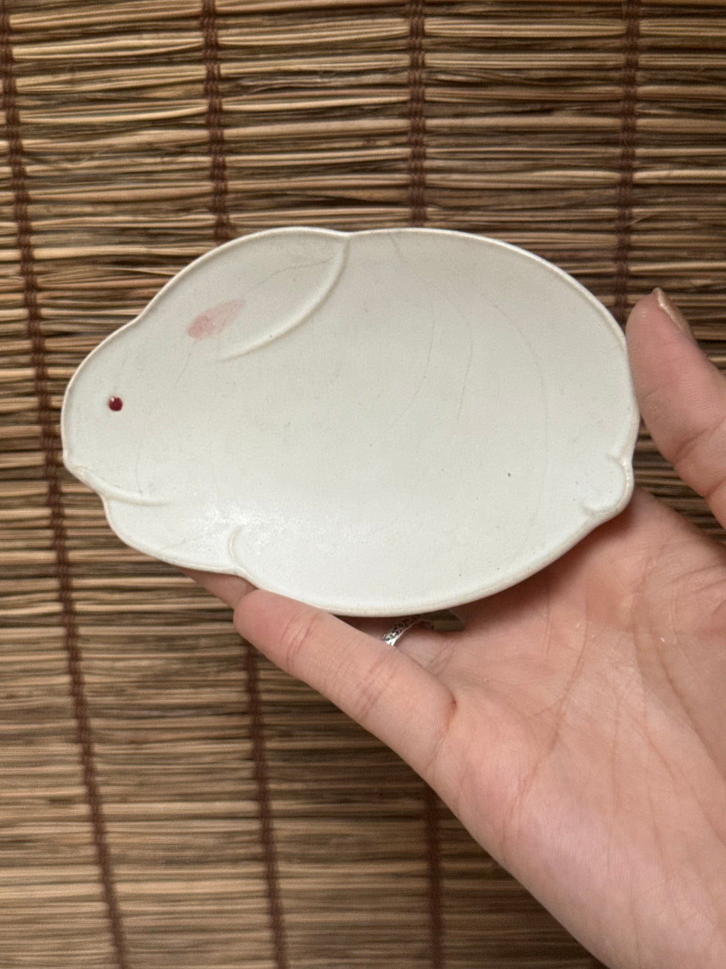 Tachikichi Rabbit-Shaped Plates, Single — White Crackle Glaze, Pink Ears