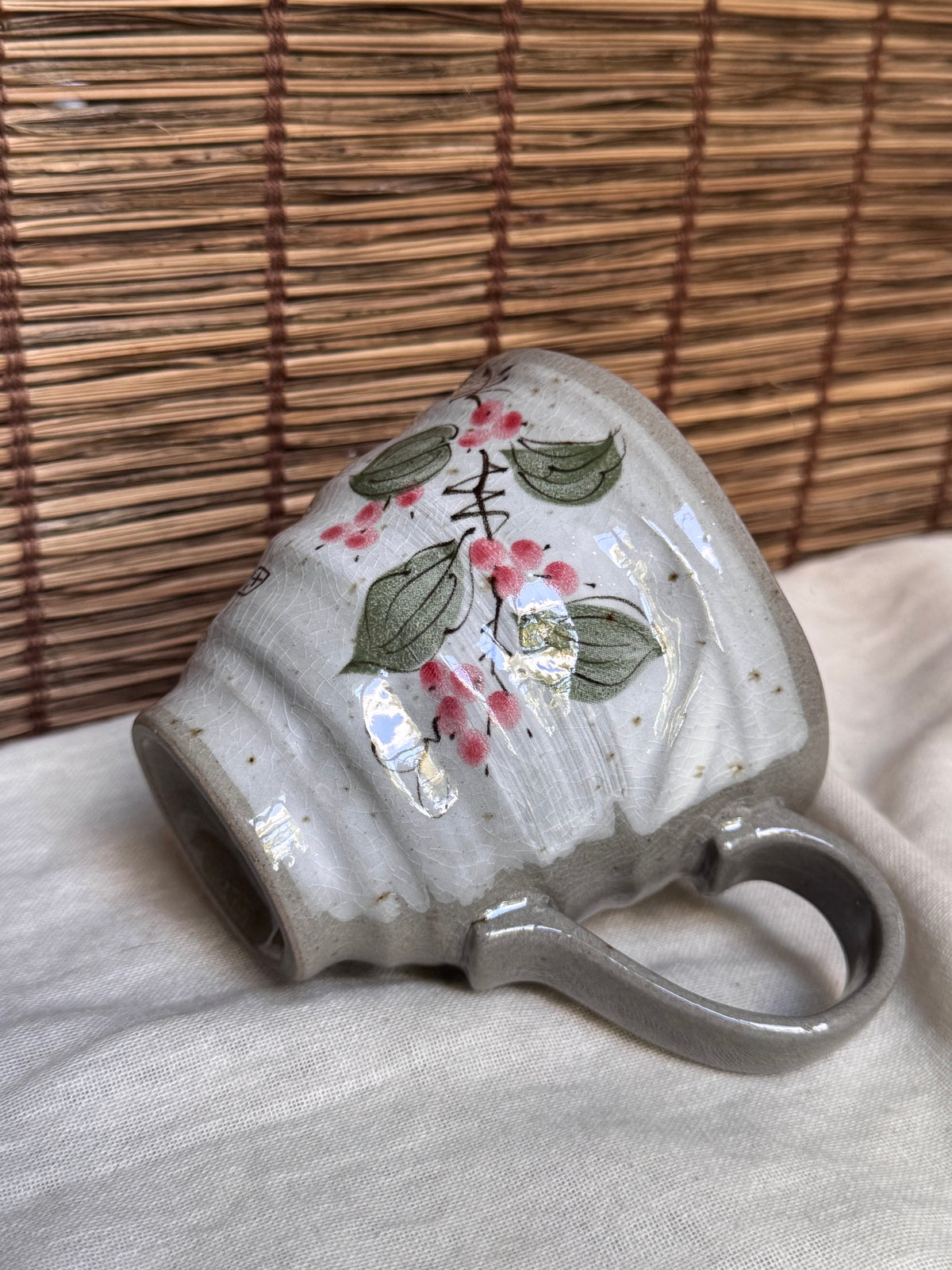 Mino-Yaki Studio Mugs, Hand-Painted Berry Design & Plain Crackle Glaze